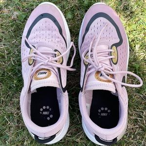 Nike joyride run sneakers